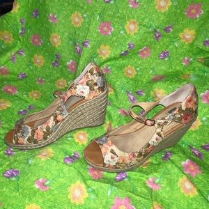 BC Because I Dream In Color Floral Twill Wedge Sandal